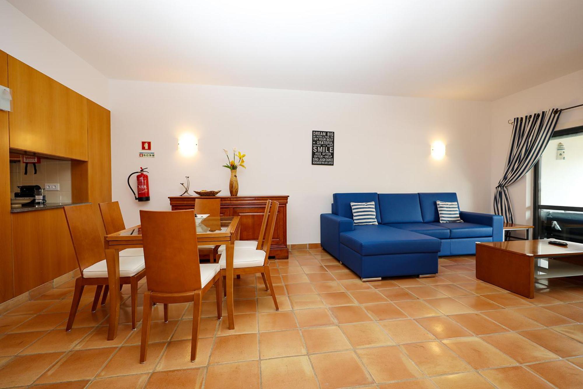 B39 - Marina Hill Apartment